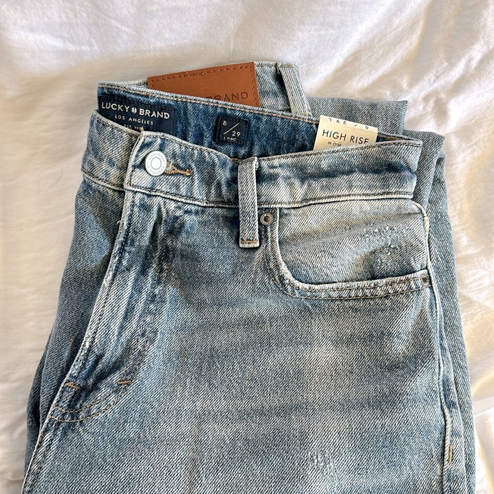 Lucky Brand “Drew” Mom Jeans *NWT*